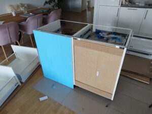 Montage et fixation d'un ilot de cuisine IKEA